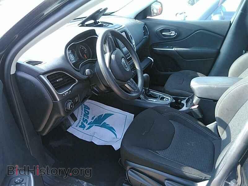 2019 Jeep Cherokee - VIN: 1C4PJLCBXKD241442 - Фото 3