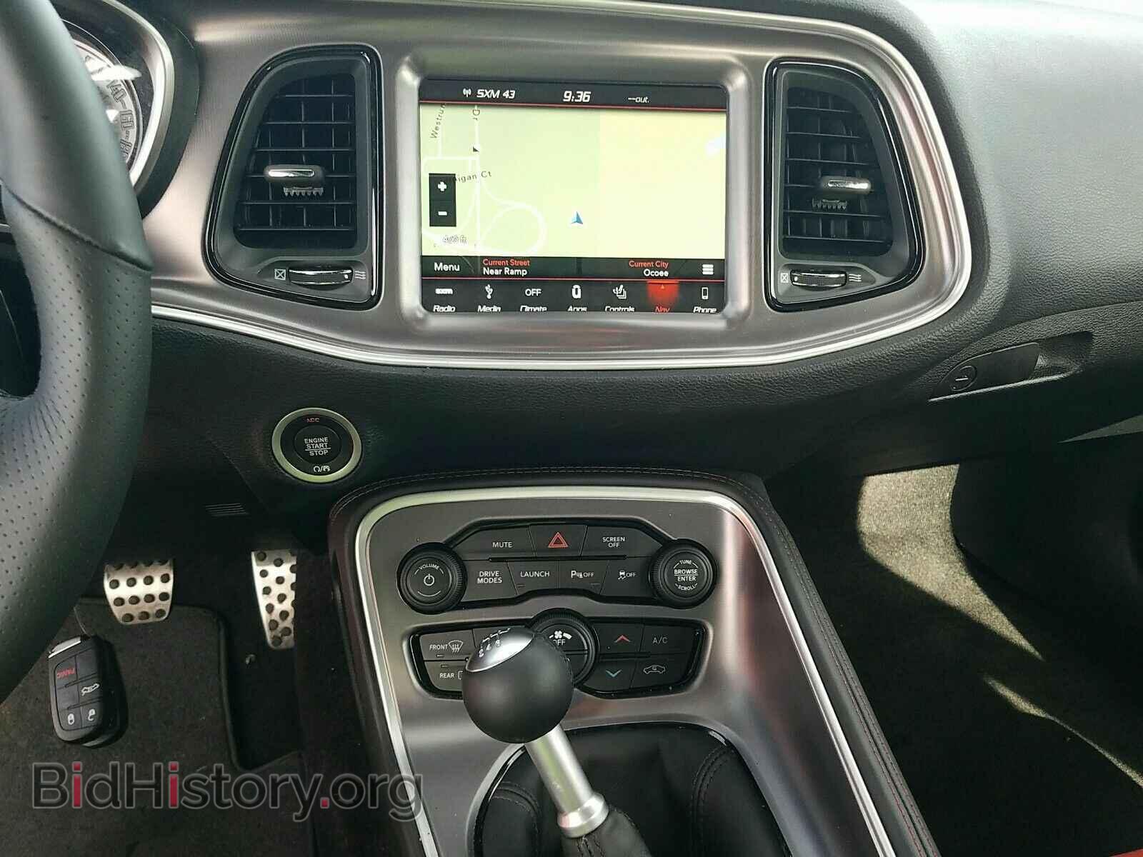 2019 Dodge Challenger - VIN: 2C3CDZFJ3KH500307 - Photo 4