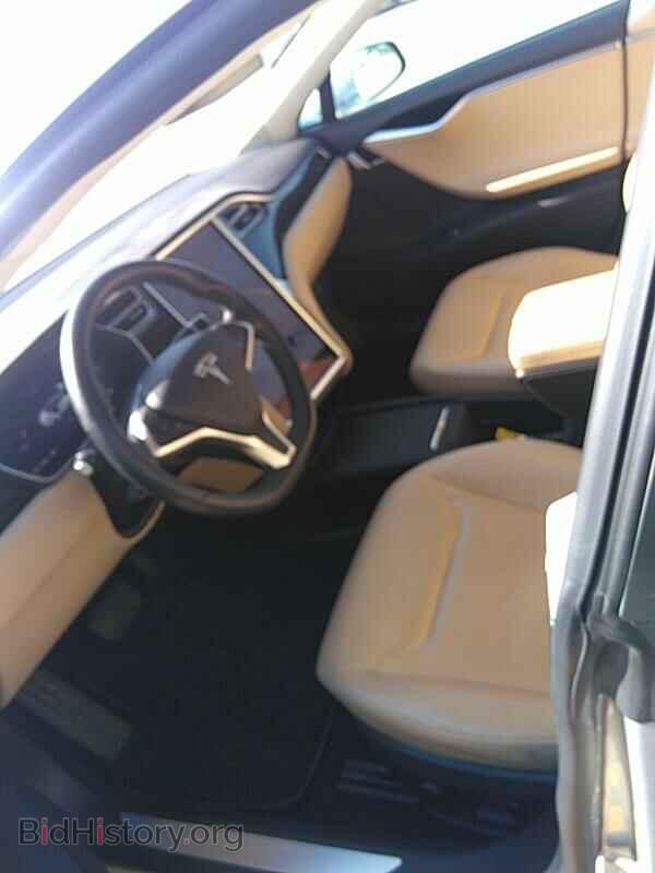 2016 Tesla Model S - VIN: 5YJSA1E29GF137780 - Фото 3