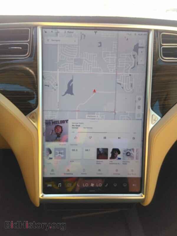 2016 Tesla Model S - VIN: 5YJSA1E29GF137780 - Фото 4