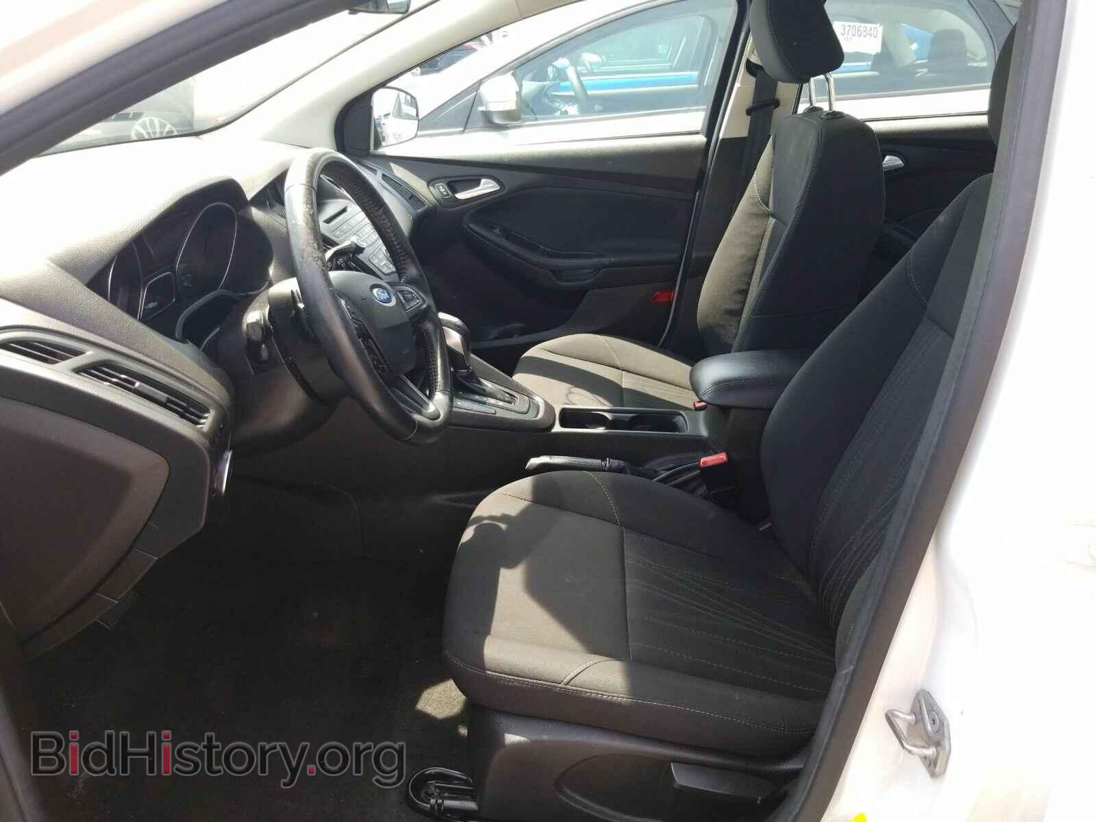 2016 Ford Focus - VIN: 1FADP3F28GL314601 - Фото 3
