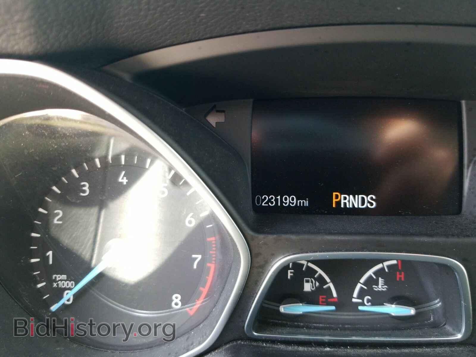 2016 Ford Focus - VIN: 1FADP3K24GL233603 - Photo 5
