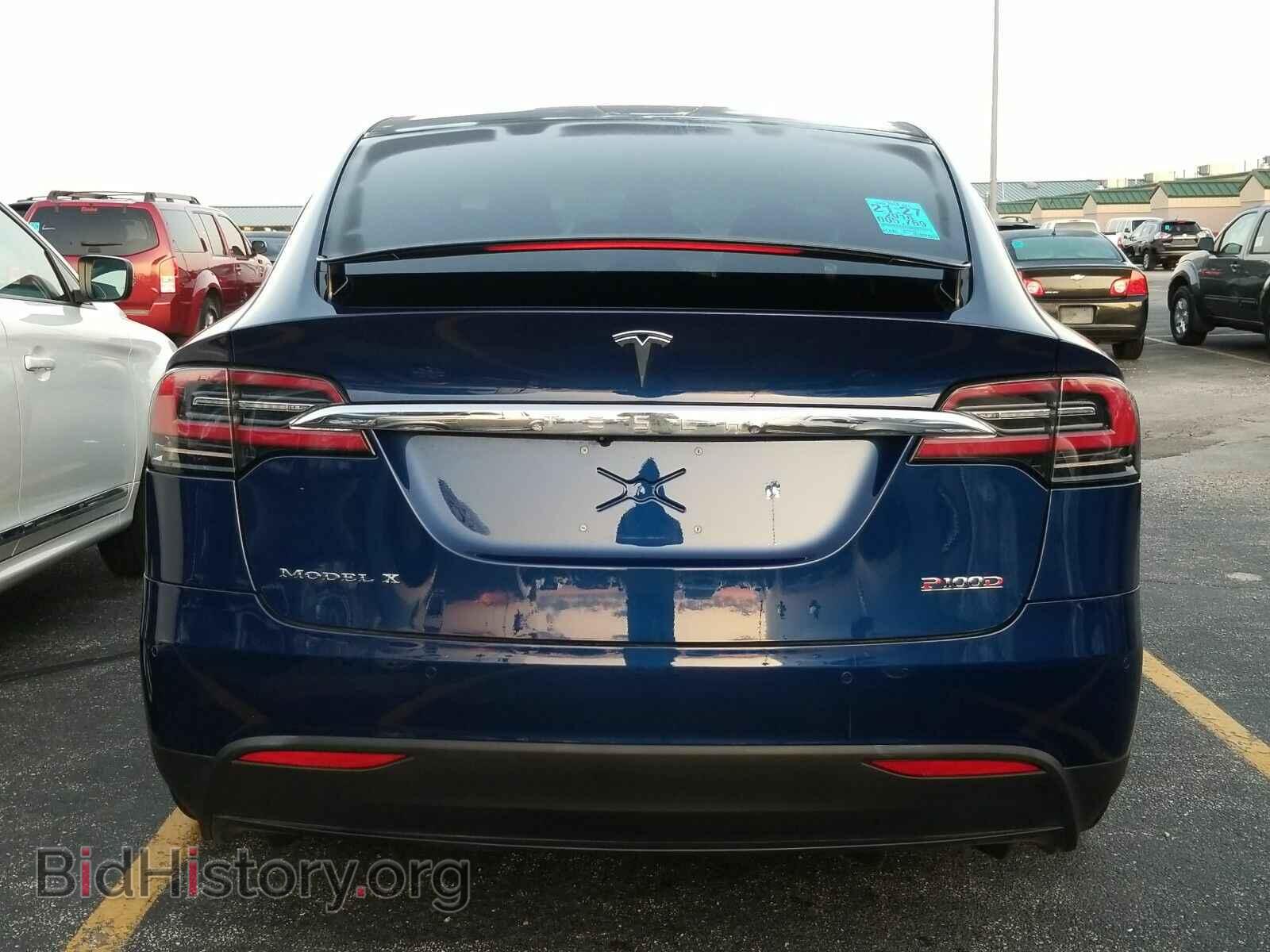 2018 Tesla Model X - VIN: 5YJXCAE43JF128226 - Фото 3