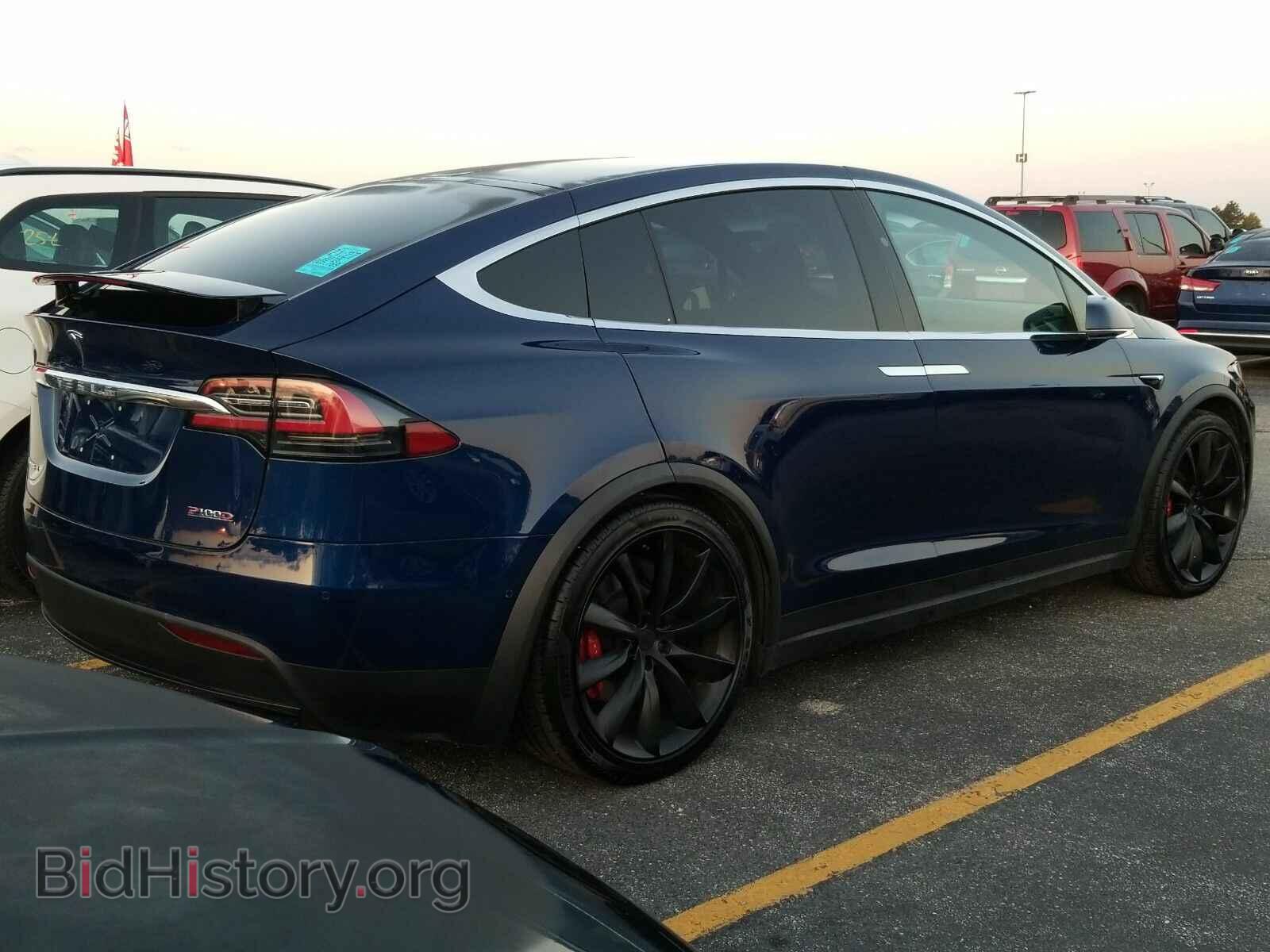 2018 Tesla Model X - VIN: 5YJXCAE43JF128226 - Фото 4