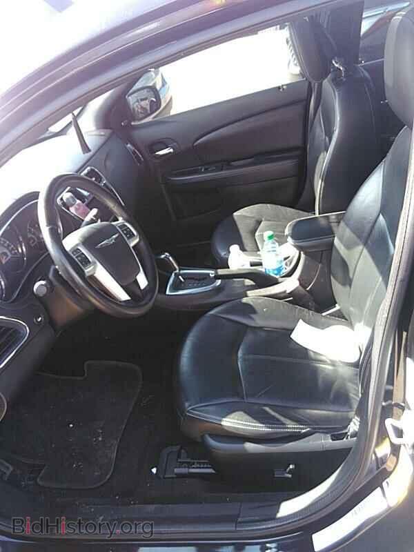 2011 Chrysler 200 - VIN: 1C3BC2FG2BN582225 - Фото 3