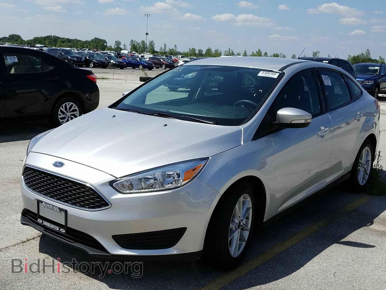 Фотография 1FADP3F24HL233029 - Ford Focus 2017