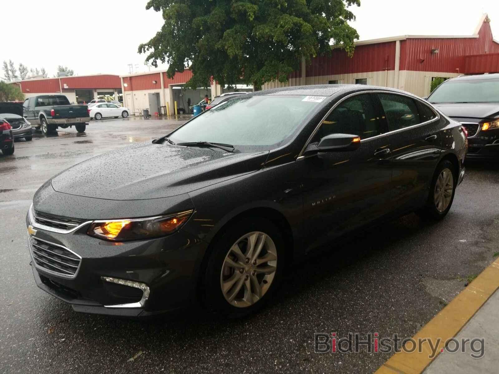 Photo 1G1ZD5ST1JF255991 - Chevrolet Malibu 2018