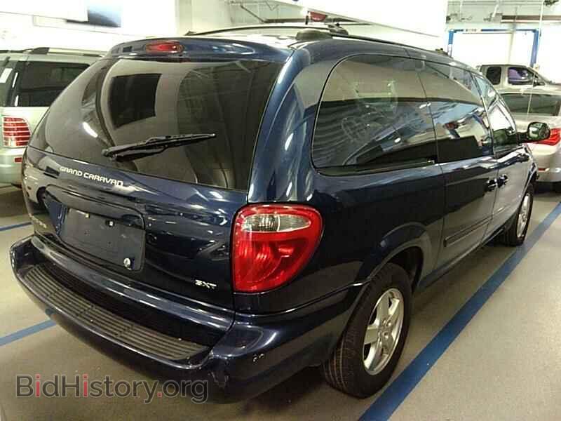 2005 Dodge Caravan - VIN: 2D8GP44L55R260690 - Фото 2