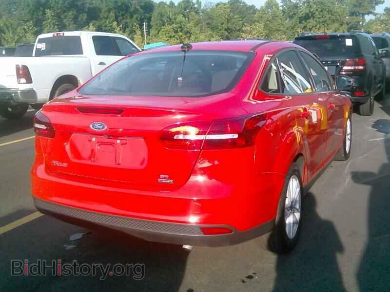 2017 Ford Focus - VIN: 1FADP3FE7HL227722 - Фото 2