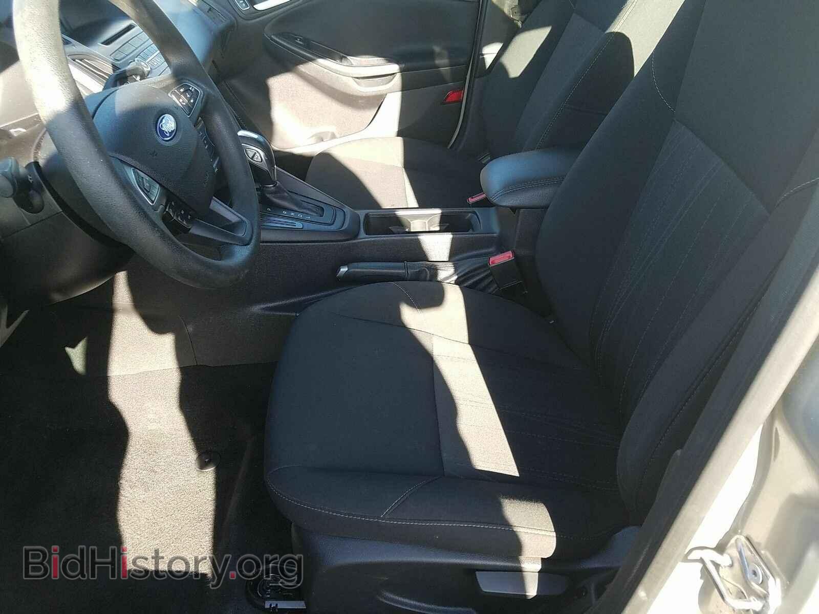 2015 Ford Focus - VIN: 1FADP3F22FL210488 - Фото 3