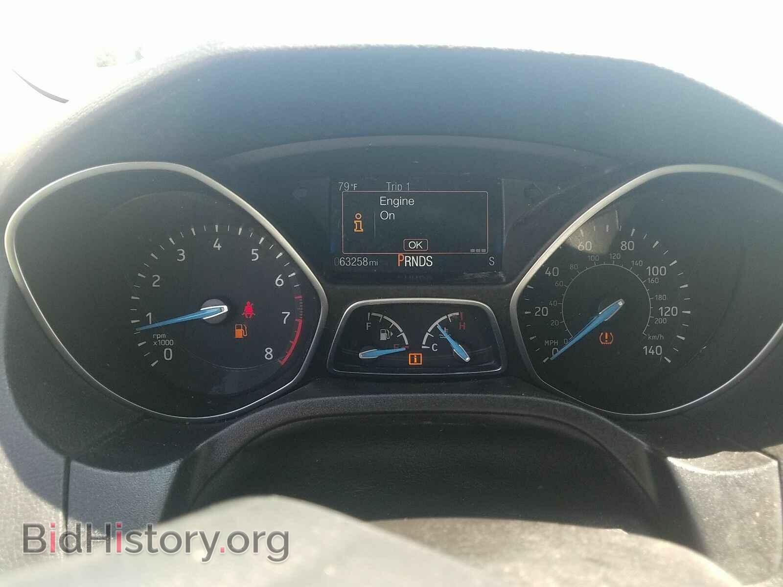2016 Ford Focus - VIN: 1FADP3F29GL212613 - Photo 5