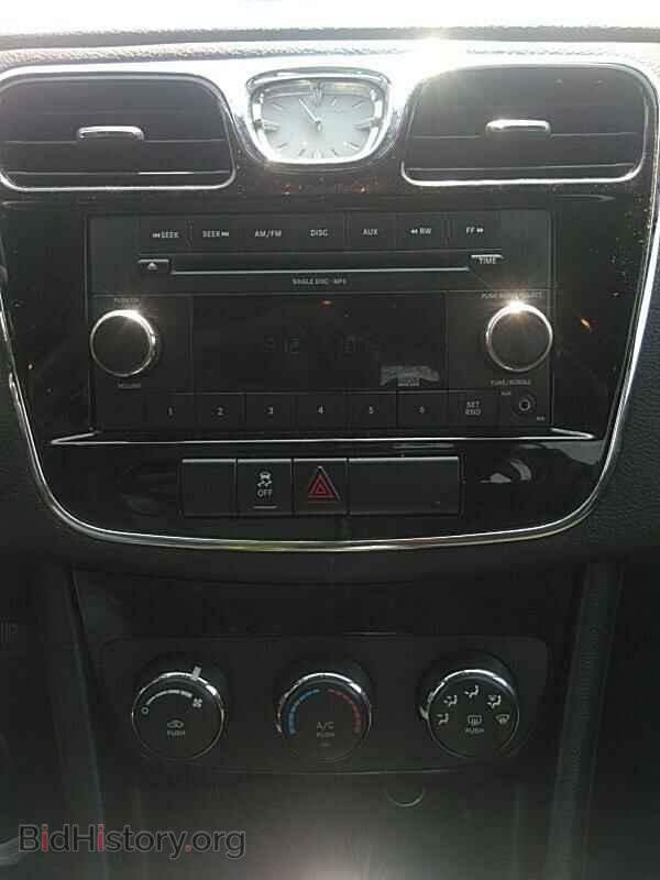 2011 Chrysler 200 - VIN: 1C3BC4FB7BN535479 - Фото 4