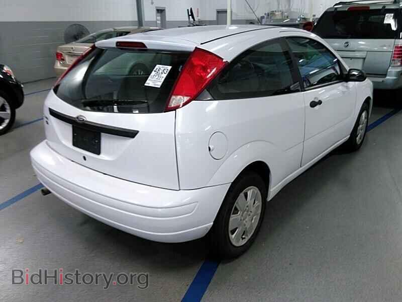 2007 Ford Focus - VIN: 1FAFP31N37W152286 - Фото 2