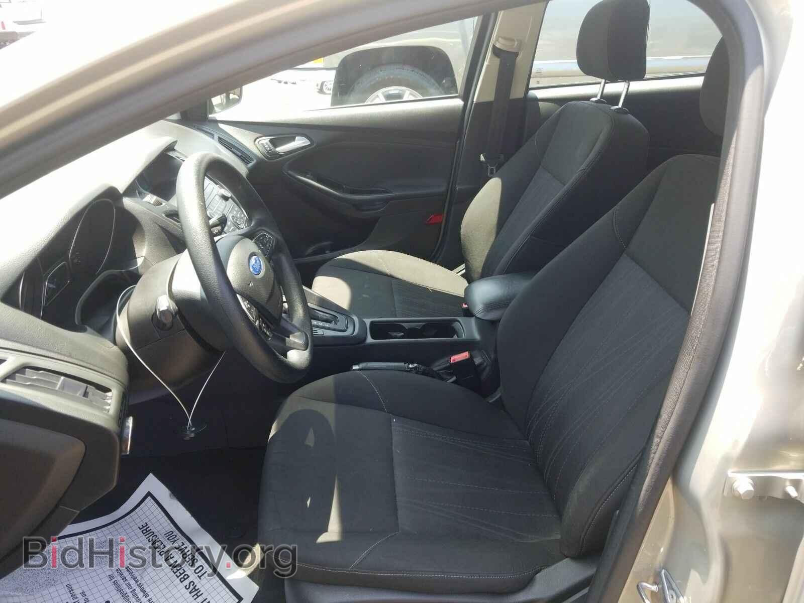 2015 Ford Focus - VIN: 1FADP3F26FL231988 - Фото 3