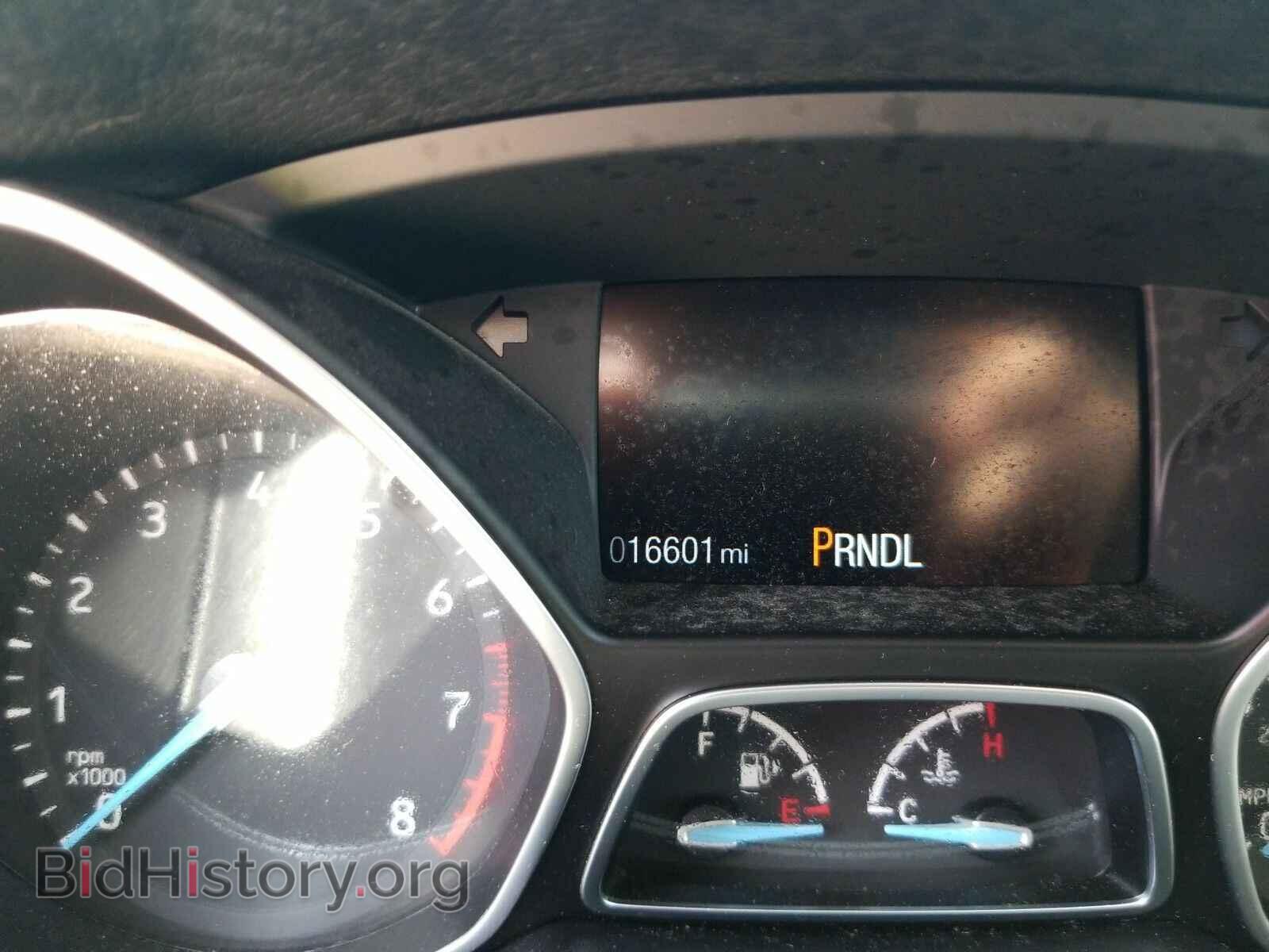 2016 Ford Focus - VIN: 1FADP3F20GL220065 - Photo 5