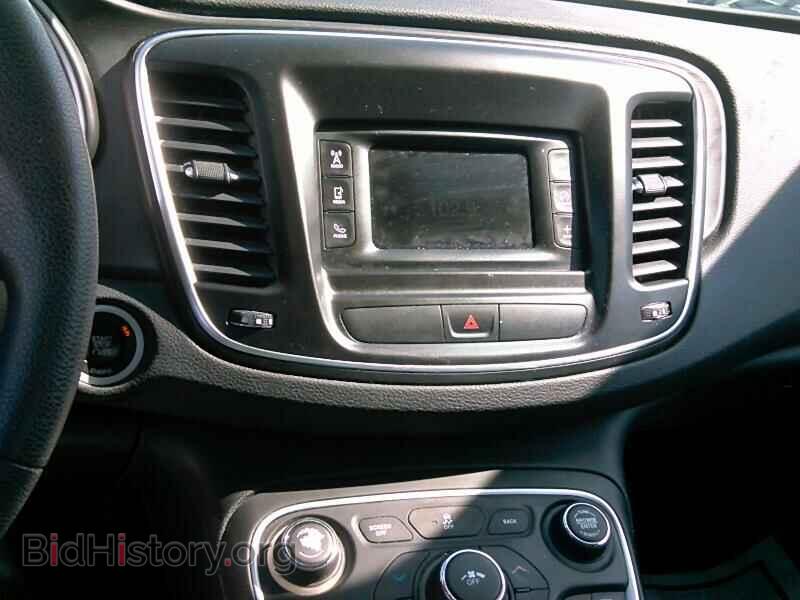 2016 Chrysler 200 - VIN: 1C3CCCAB7GN108963 - Фото 4