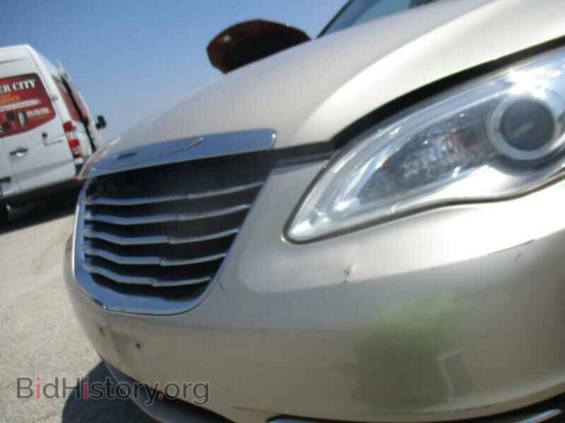 2013 Chrysler 200 - VIN: 1C3CCBBB0DN651673 - Фото 9
