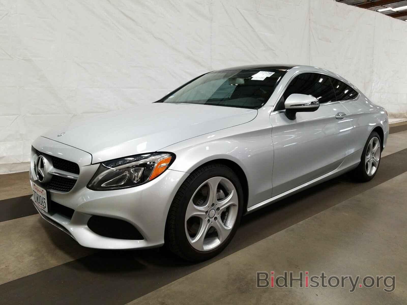 Photo WDDWJ4JB4HF331449 - Mercedes-Benz C-Class 2017