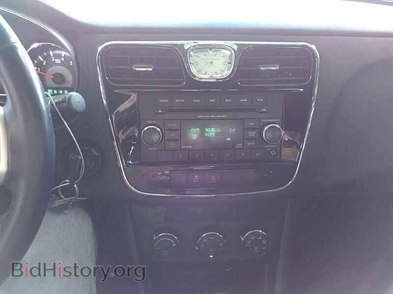 2013 Chrysler 200 - VIN: 1C3CCBBB2DN656194 - Фото 4