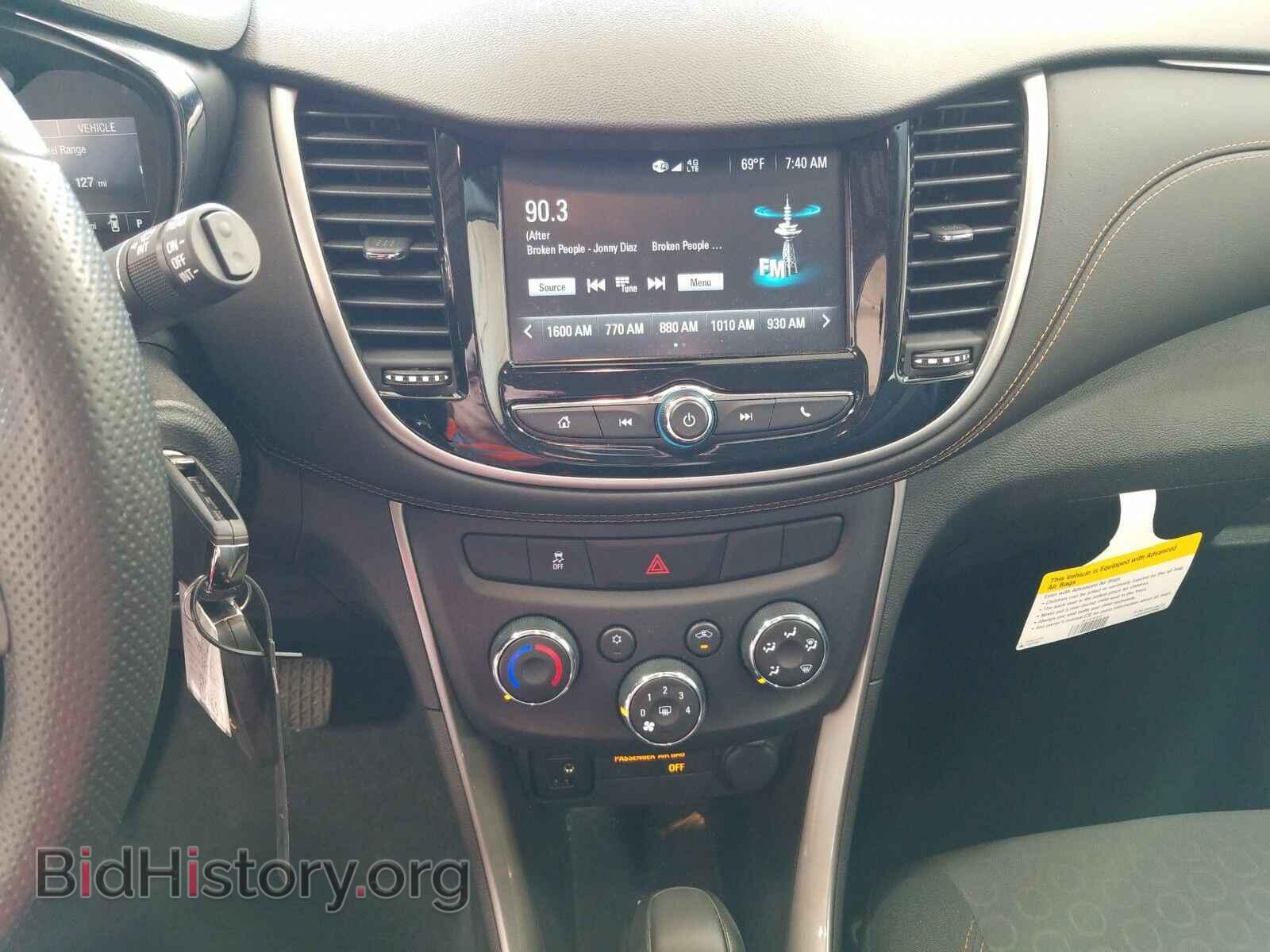 2017 Chevrolet Trax - VIN: 3GNCJNSB3HL196804 - Фото 4