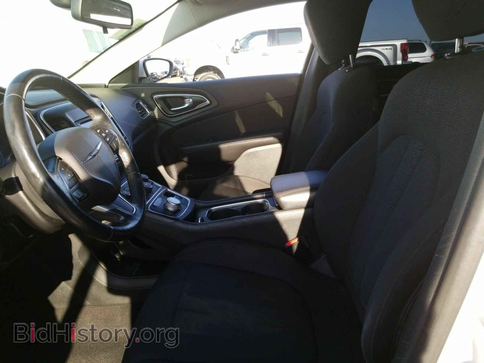 2016 Chrysler 200 - VIN: 1C3CCCAB5GN159698 - Photo 3