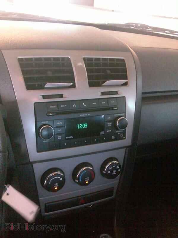 2010 Dodge Avenger - VIN: 1B3CC4FB0AN233113 - Фото 4