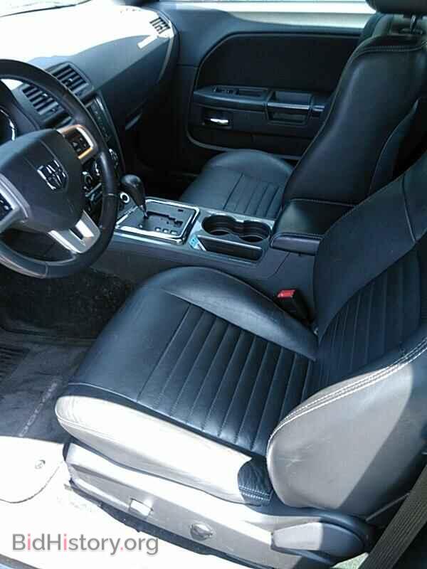 2012 Dodge Challenger - VIN: 2C3CDYAG7CH181209 - Фото 3