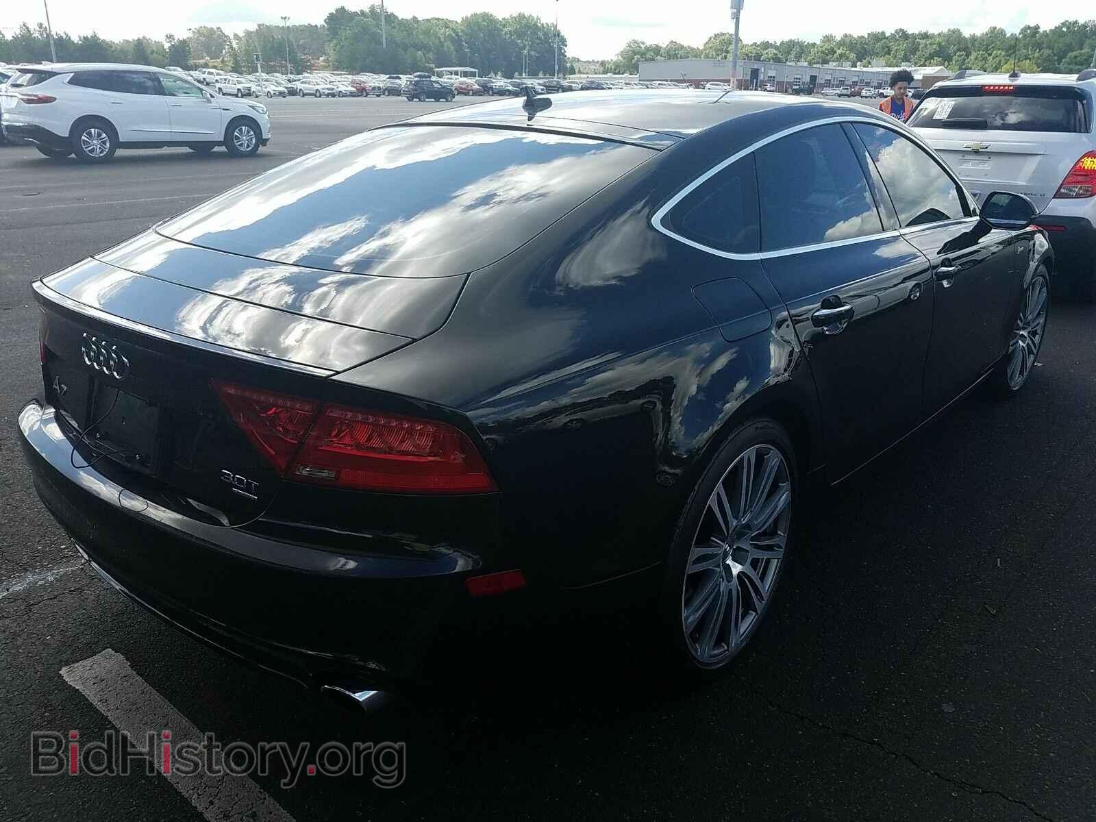 2013 Audi A7 - VIN: WAUYGAFC4DN122226 - Фото 2