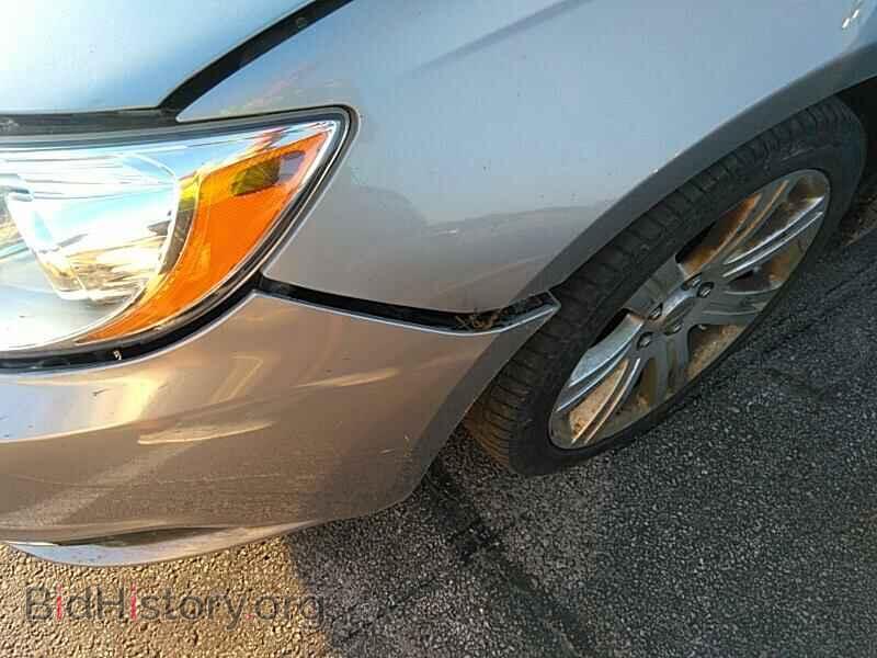 2014 Chrysler 200 - VIN: 1C3CCBBB1EN178951 - Фото 9