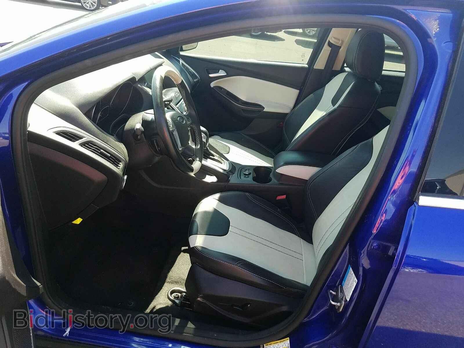 2013 Ford Focus - VIN: 1FADP3J22DL271084 - Фото 3