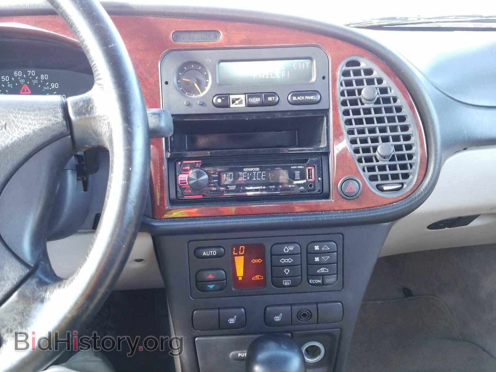 1998 Saab 900 - VIN: YS3DF78N4W7006806 - Фото 4