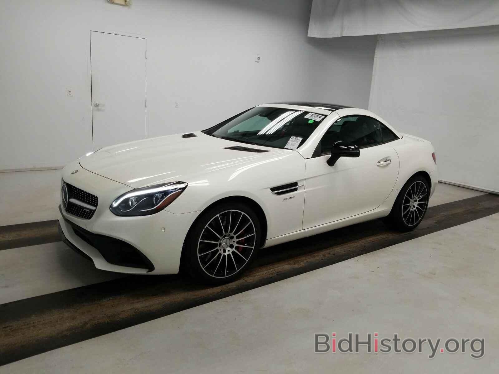 Photo WDDPK6GA2HF138549 - Mercedes-Benz SLC 2017