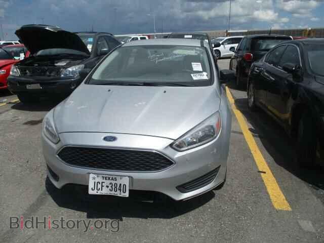 2016 Ford Focus - VIN: 1FADP3E20GL379265 - Photo 10