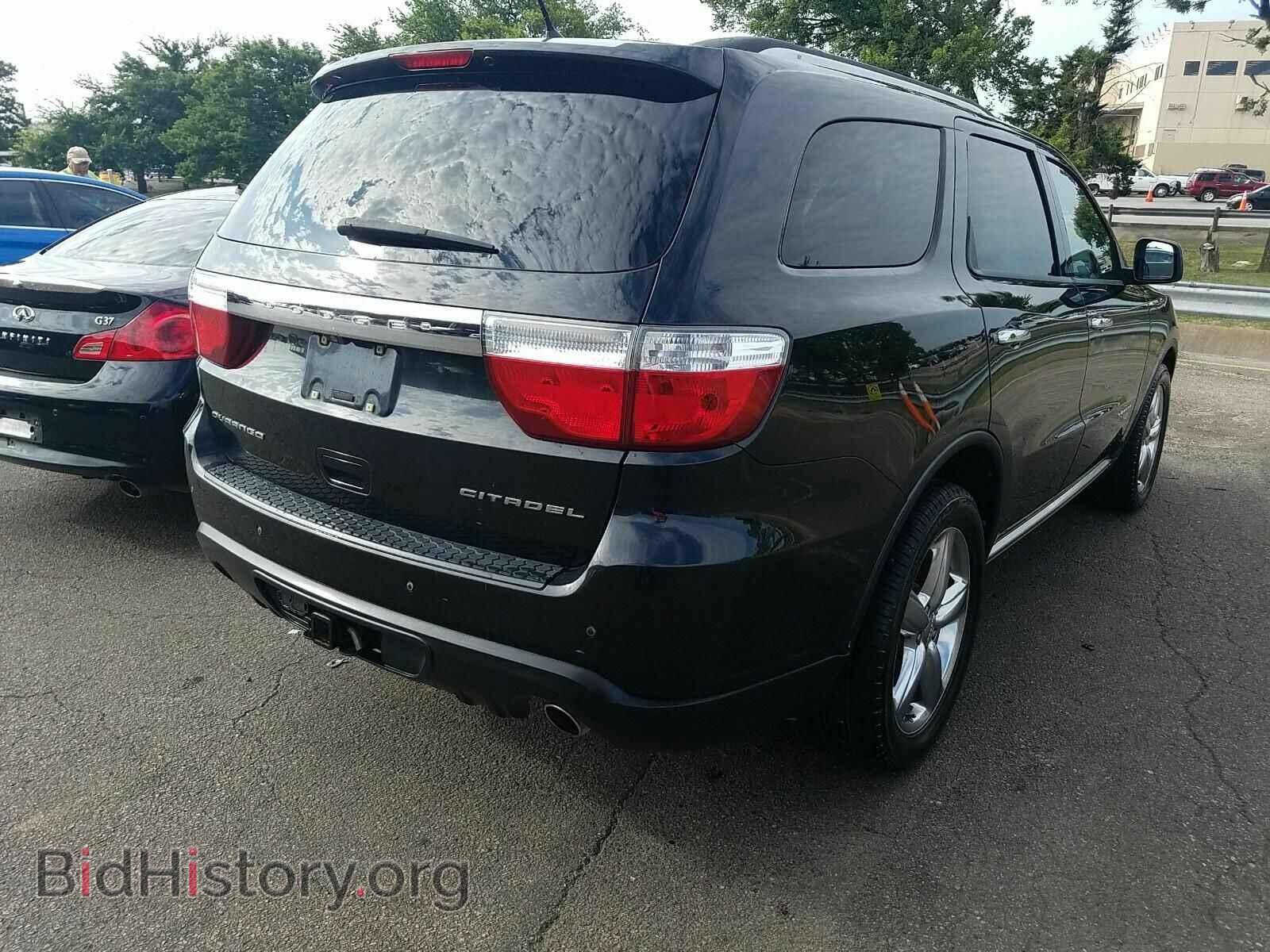 2012 Dodge Durango - VIN: 1C4SDHET3CC130310 - Photo 2