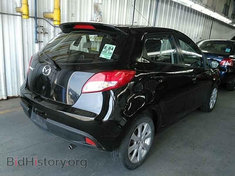 2011 Mazda Mazda2 - VIN: JM1DE1HZ0B0101117 - Фото 2