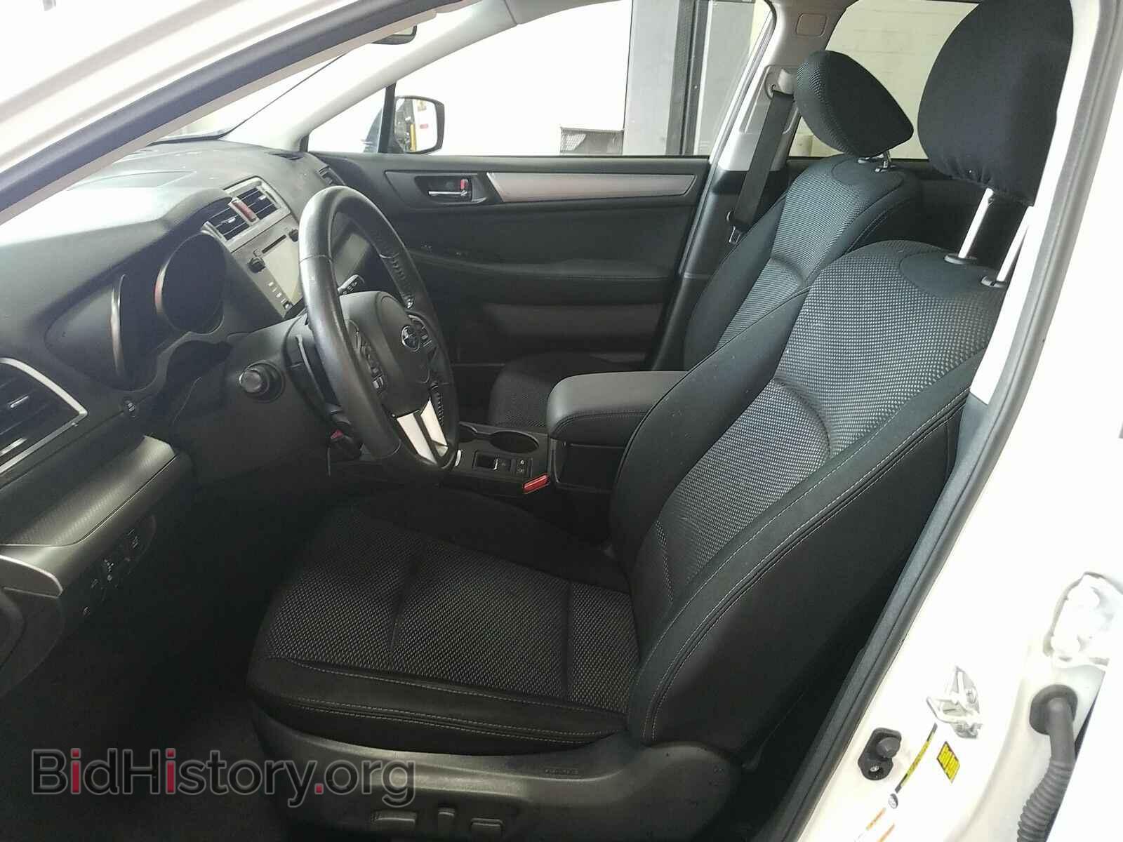 2017 Subaru Outback - VIN: 4S4BSADC2H3225135 - Фото 3