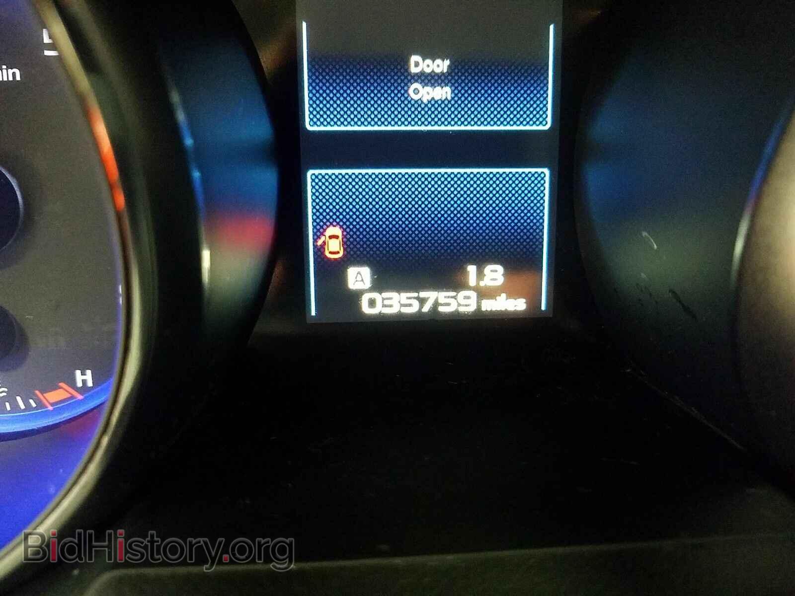2017 Subaru Outback - VIN: 4S4BSADC2H3225135 - Фото 5