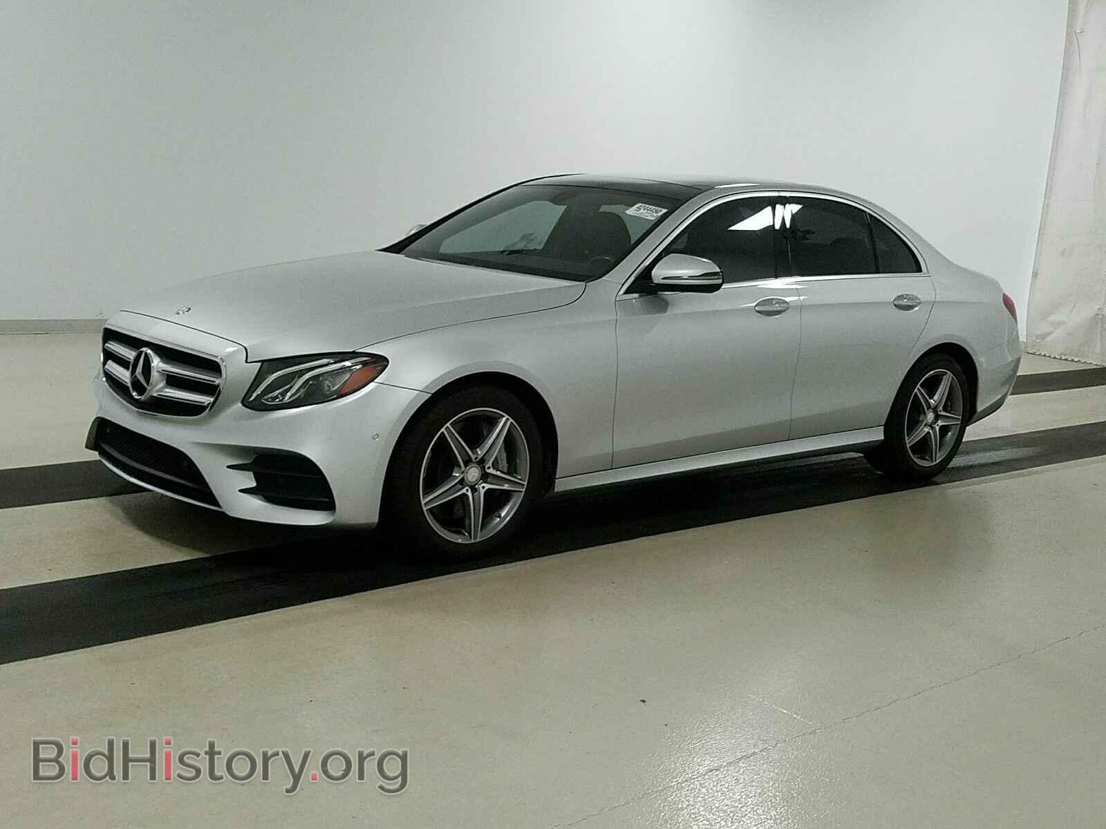 Photo WDDZF4JB3HA019196 - Mercedes-Benz E-Class 2017