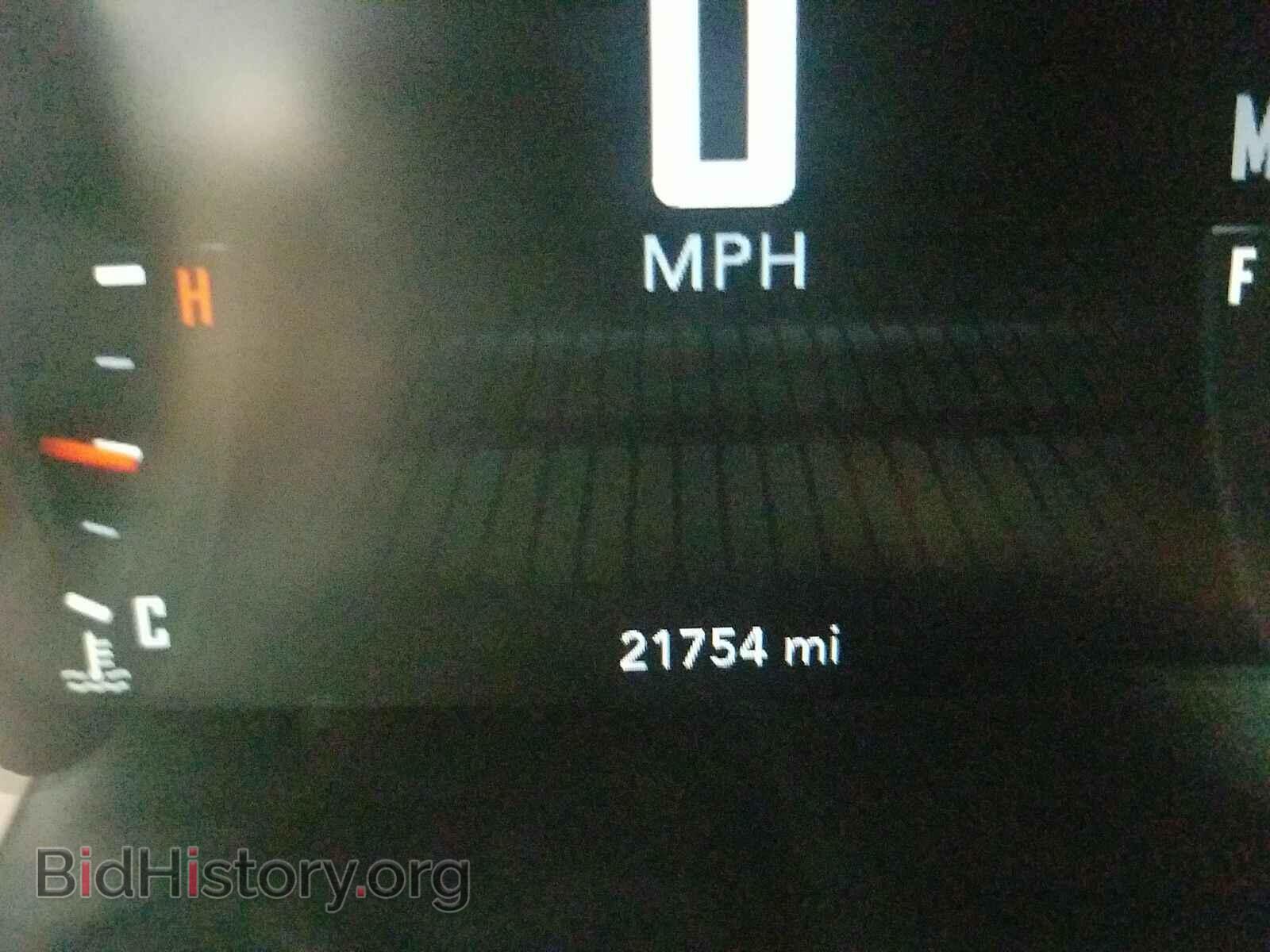 2016 Dodge Challenger - VIN: 2C3CDZAG7GH316457 - Photo 5