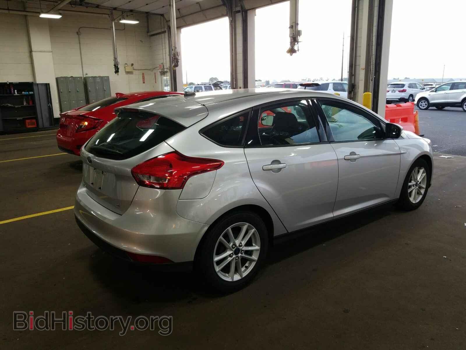 2016 Ford Focus - VIN: 1FADP3K25GL230855 - Photo 2