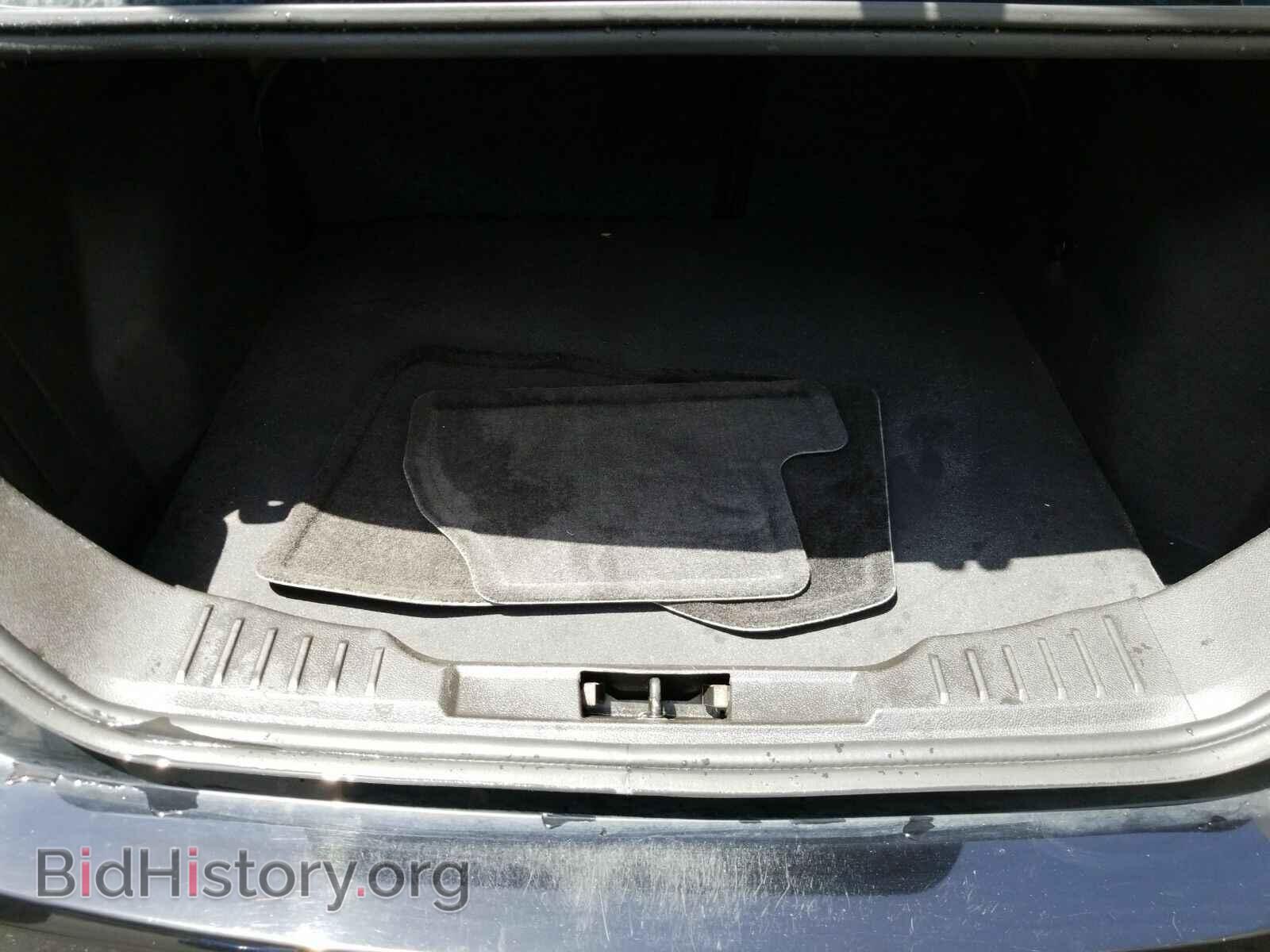 2016 Ford Focus - VIN: 1FADP3F28GL352619 - Photo 7