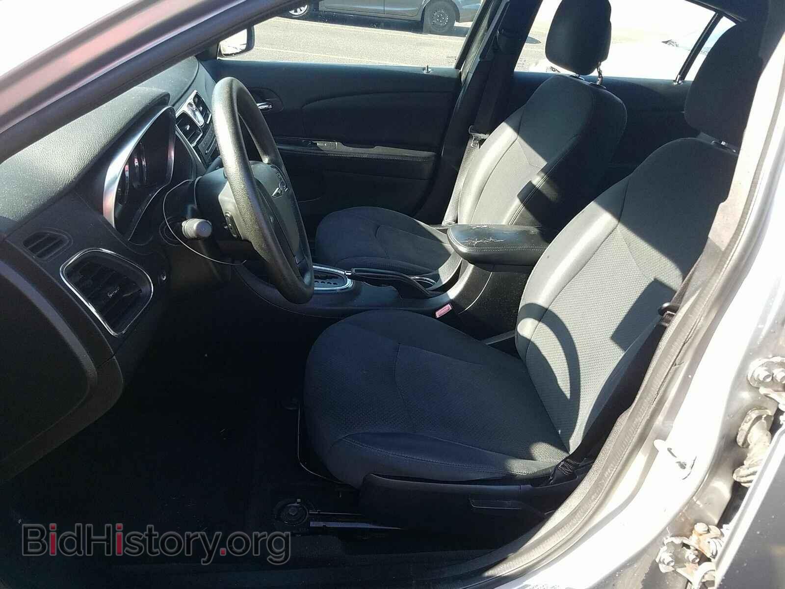 2014 Chrysler 200 - VIN: 1C3CCBAB4EN208476 - Фото 3