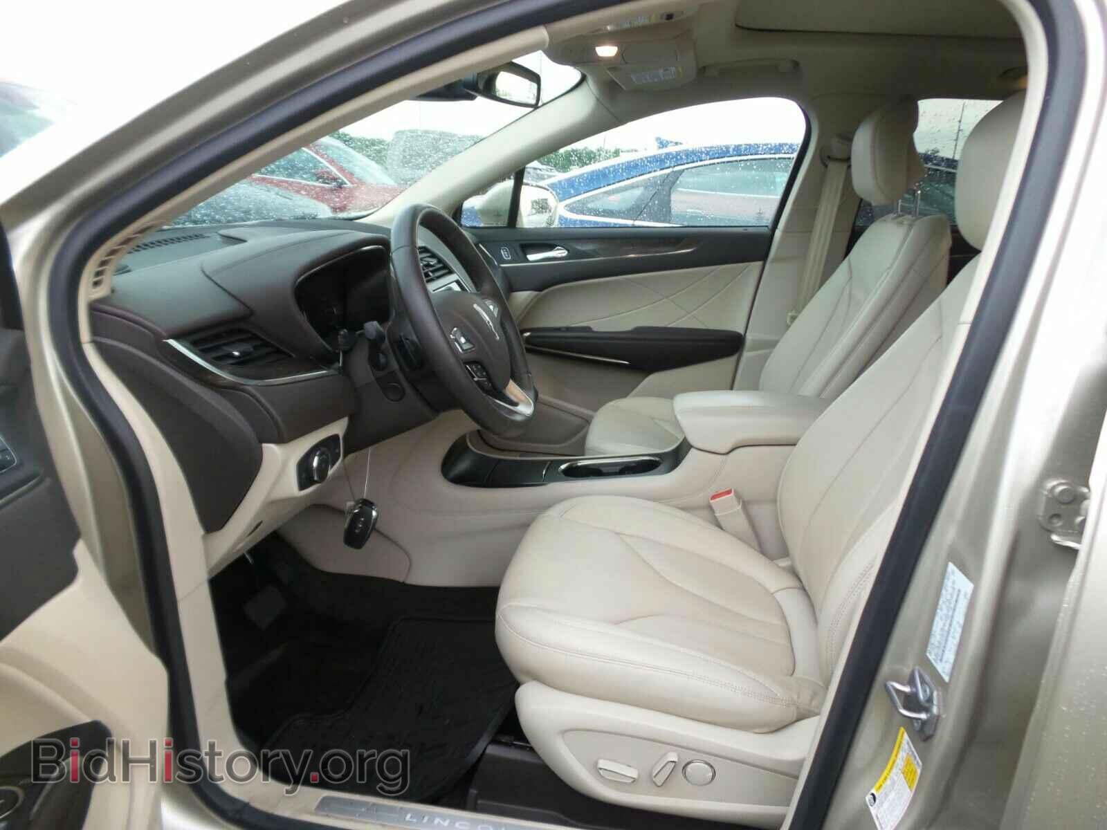 2017 Lincoln MKC - VIN: 5LMCJ3D97HUL08736 - Фото 3