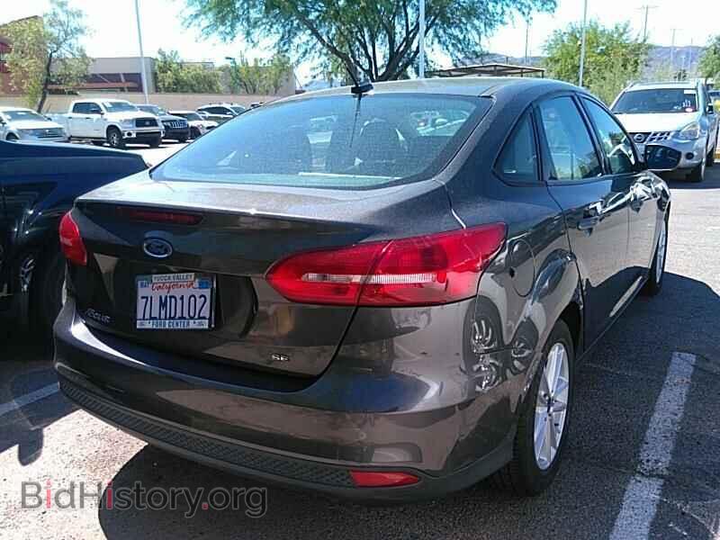 2015 Ford Focus - VIN: 1FADP3F25FL282902 - Photo 2