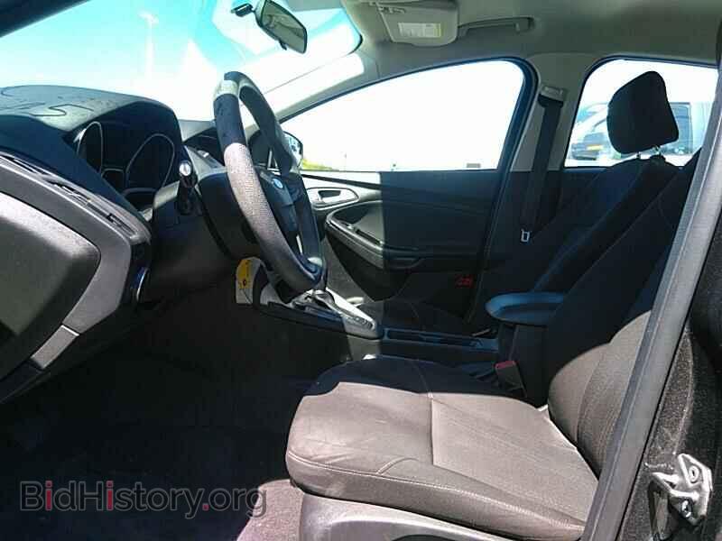 2015 Ford Focus - VIN: 1FADP3F25FL282902 - Photo 3