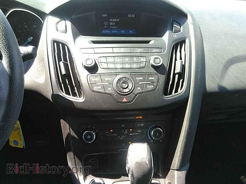 2015 Ford Focus - VIN: 1FADP3F25FL282902 - Photo 4