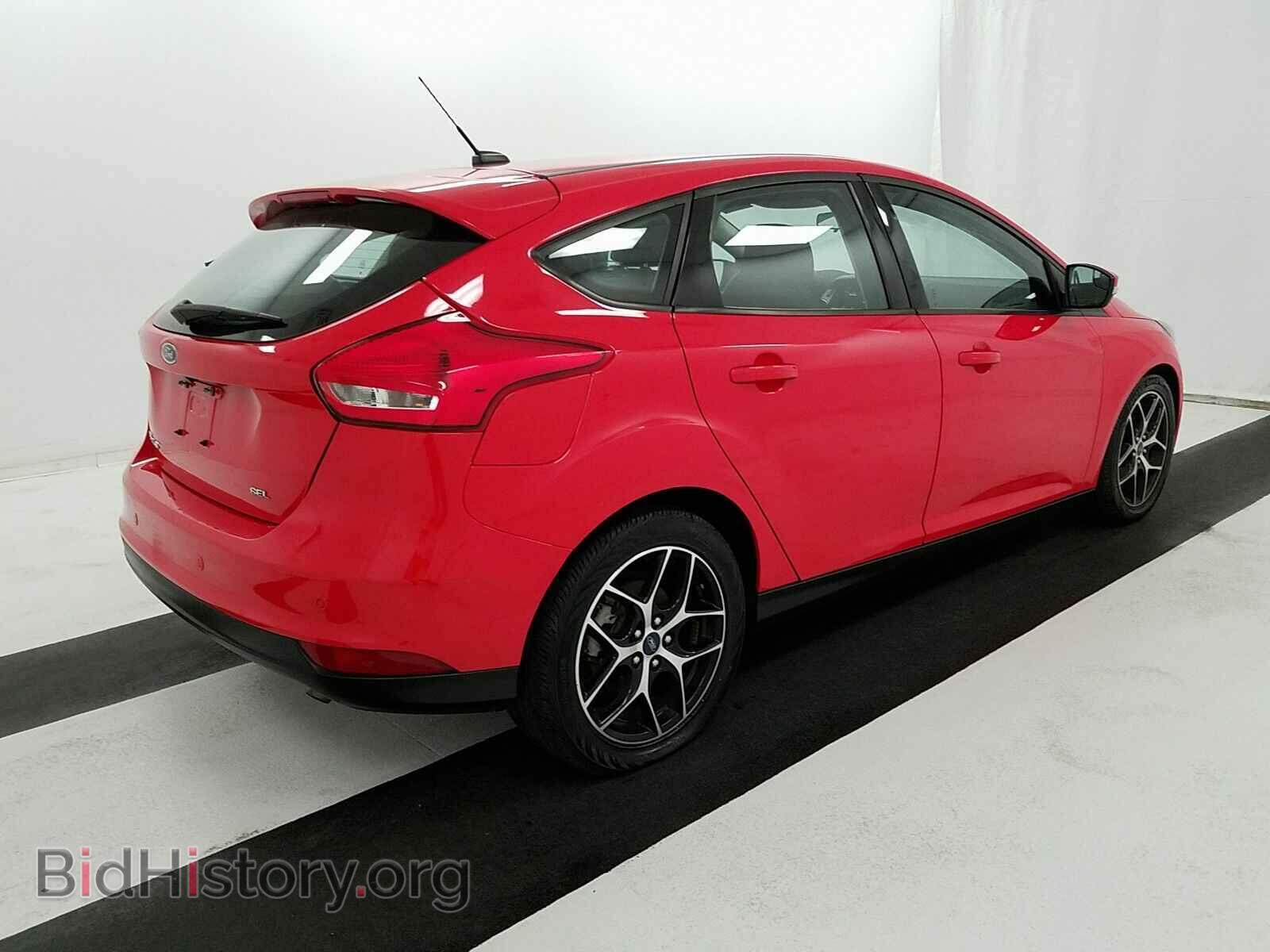 2017 Ford Focus - VIN: 1FADP3M27HL225526 - Фото 4