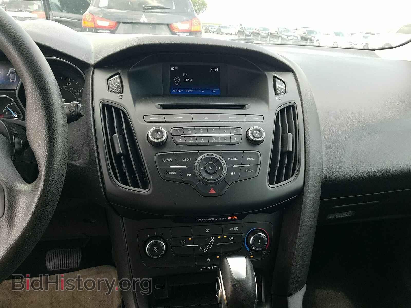 2015 Ford Focus - VIN: 1FADP3K25FL365770 - Фото 4