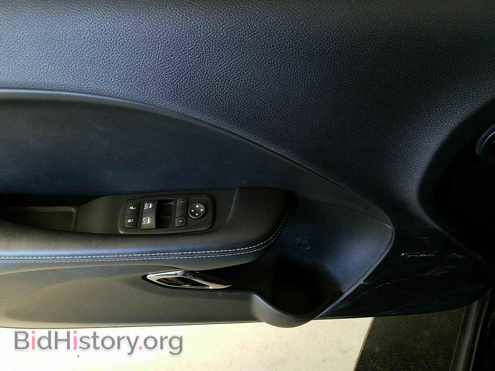 2016 Dodge Challenger - VIN: 2C3CDZC94GH200311 - Фото 9