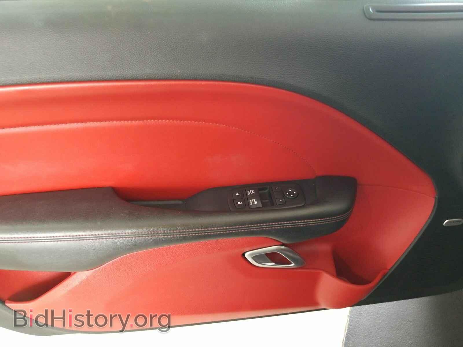 2015 Dodge Challenger - VIN: 2C3CDZBT2FH708921 - Photo 9